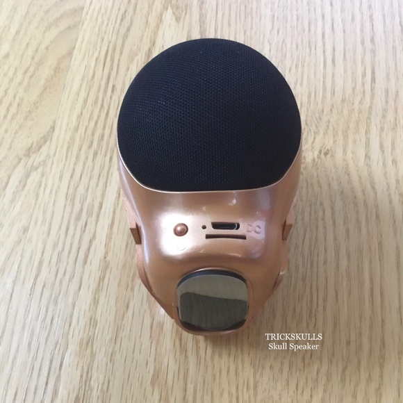 Skull Speaker Bluetooth USD TF Card Enhanced Bass Portable Wireless Speaker Gold - Picture 6 of 13